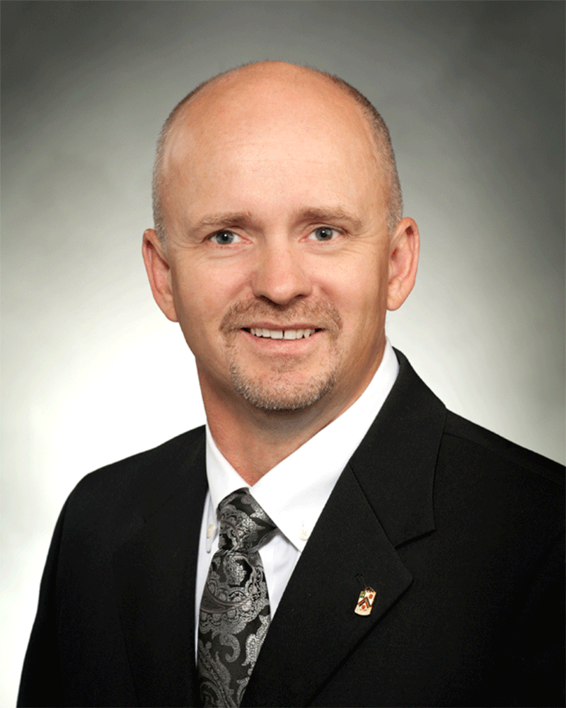 Head shot of Terry Fonstad