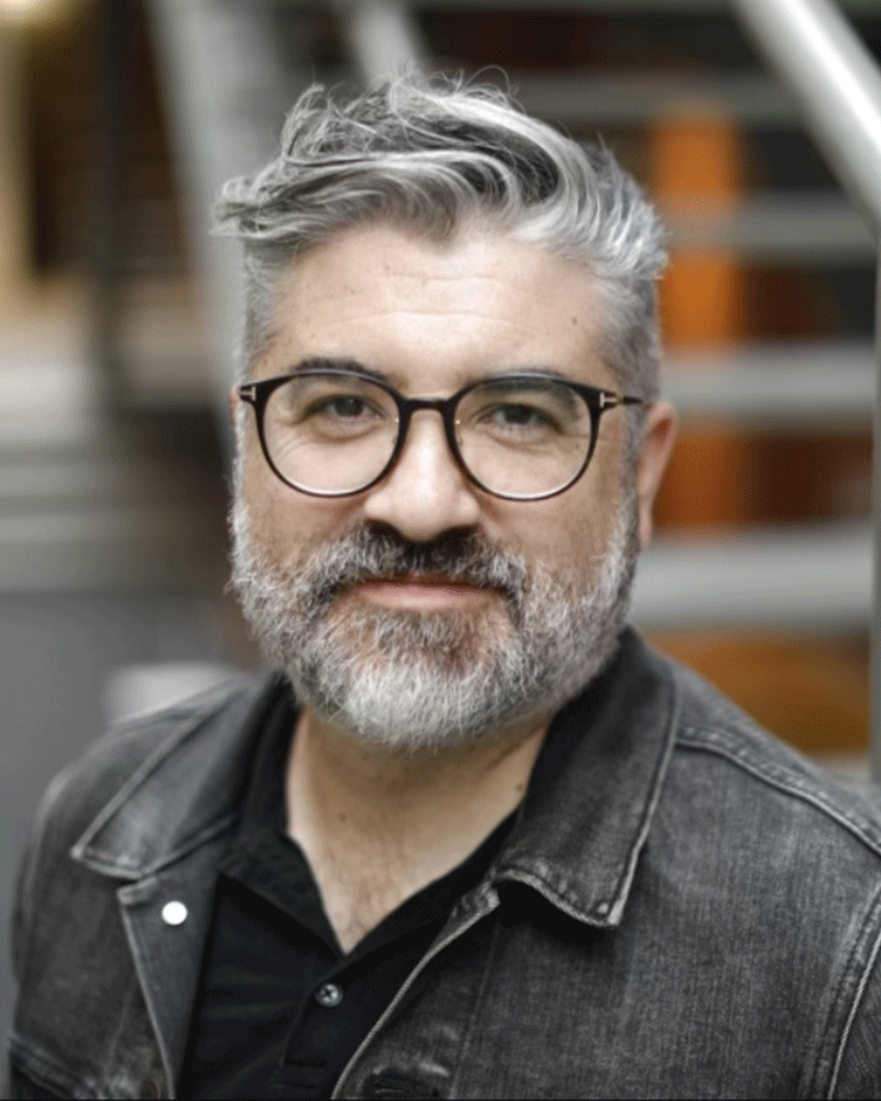 Head shot of Daniel Harney